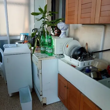 Un Po' Datato Ma Confortevole Apartment *